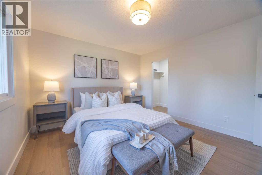 Single Family House Bungalow for Sale in  Hoover Place SW Haysboro Calgary 