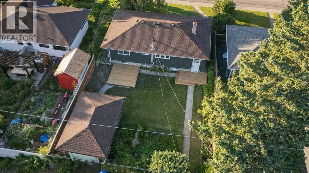 Single Family House Bungalow for Sale in  Hoover Place SW Haysboro Calgary 