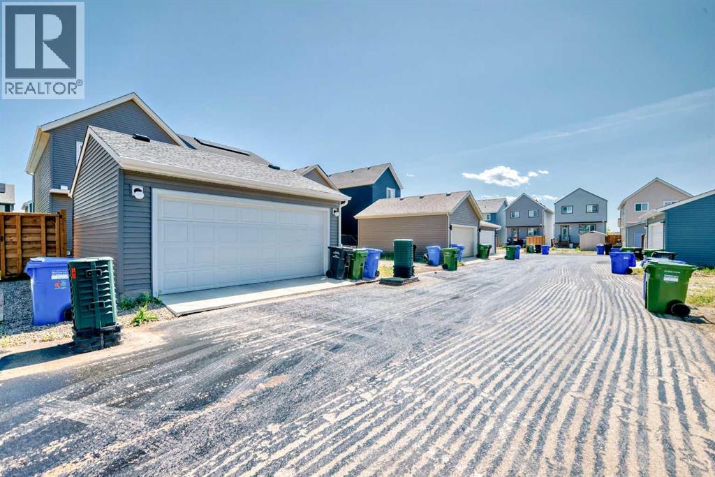 Single Family House for Sale in  LAVENDER Passage SE Rangeview Calgary 