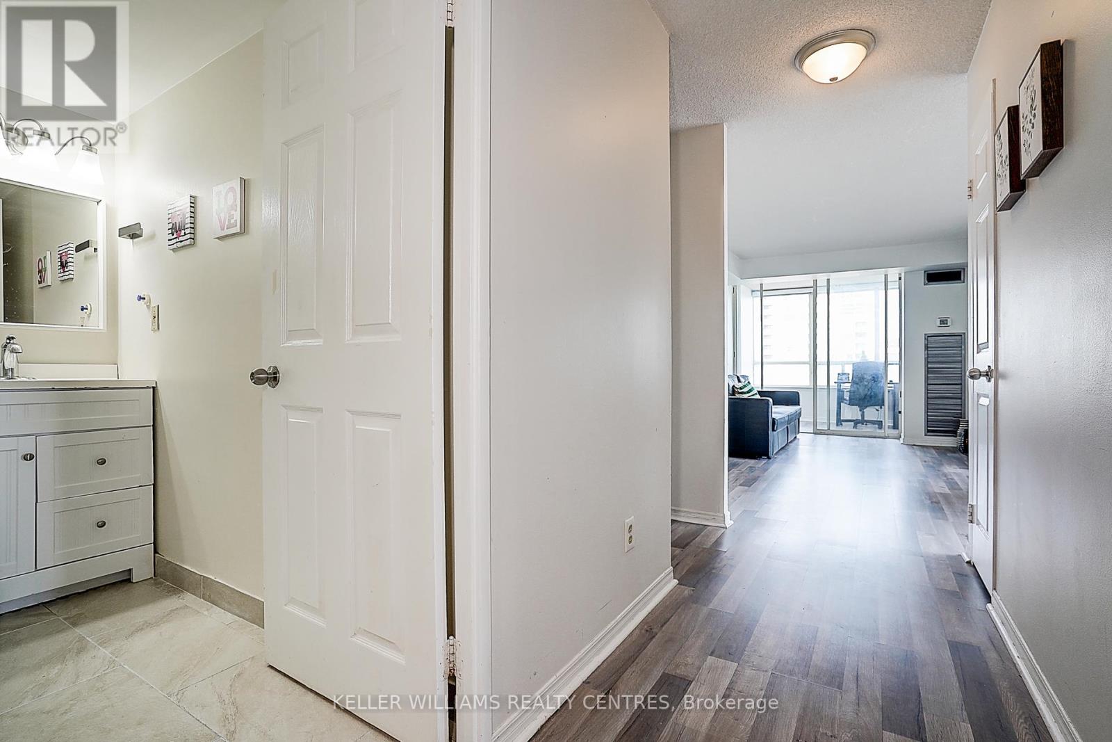 Photo 49 of 1511 7 Bishop Avenue, Toronto ON