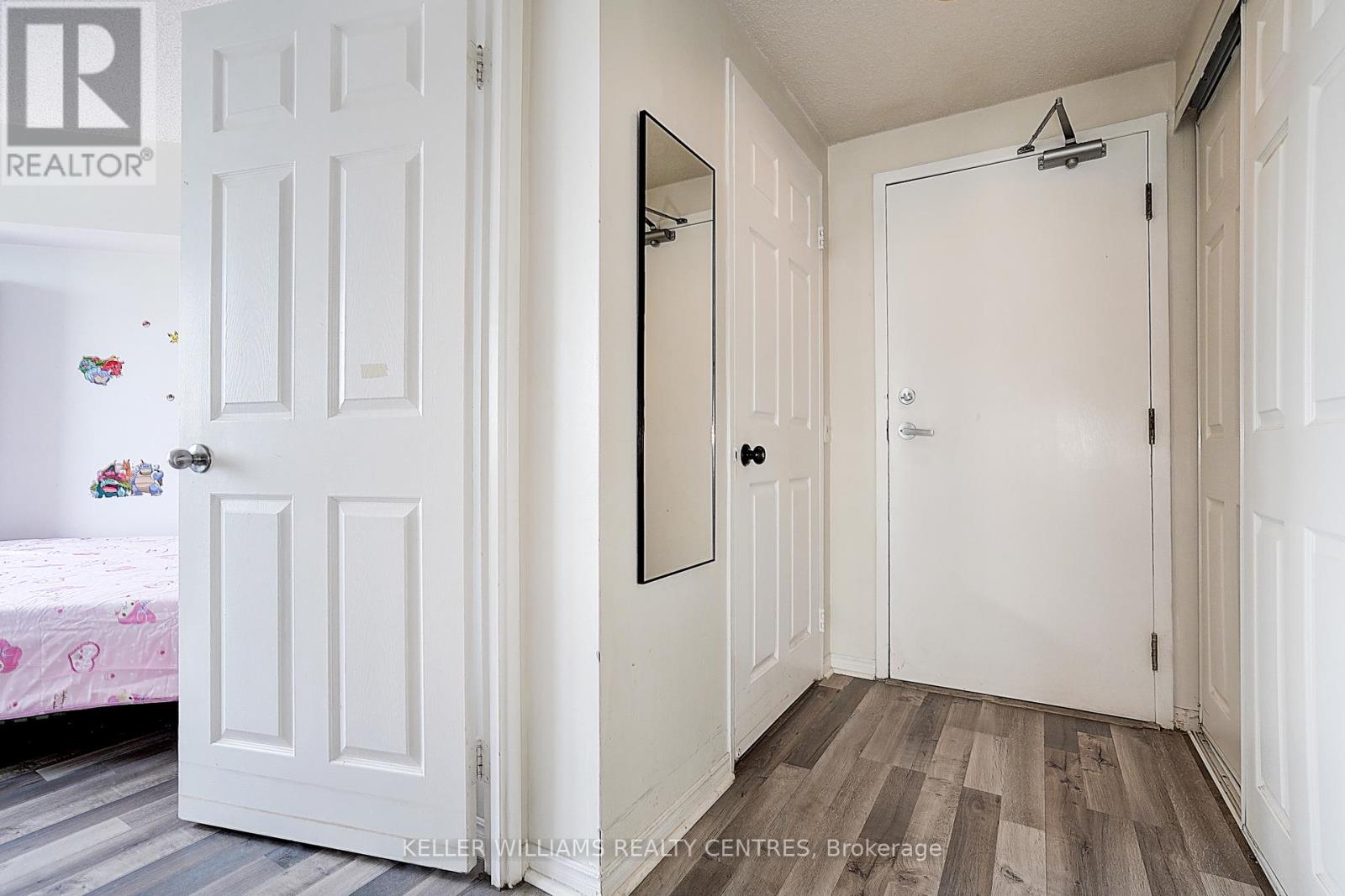 Photo 24 of 1511 7 Bishop Avenue, Toronto ON