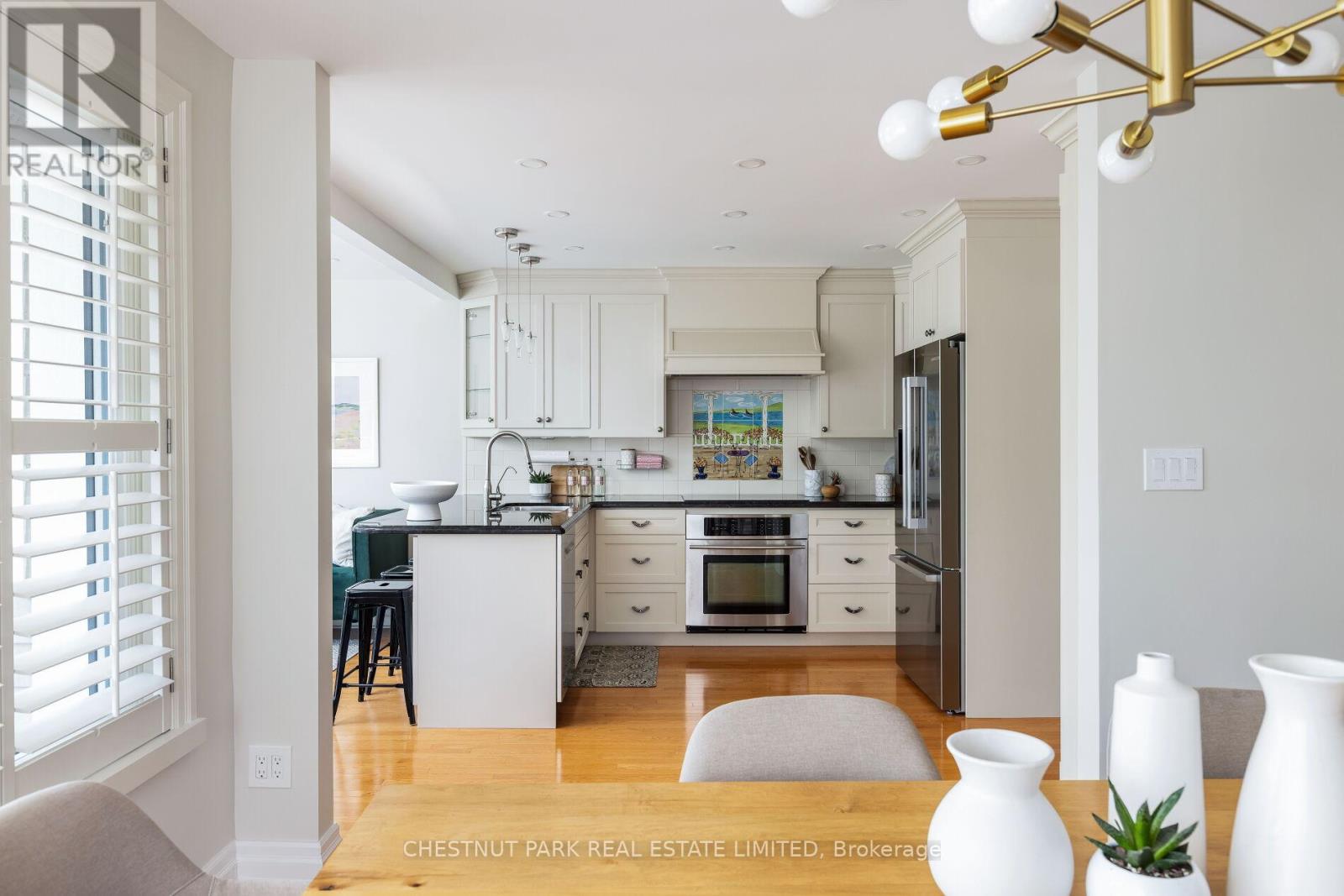 Photo 38 of 75 Paperbirch Drive, Toronto ON