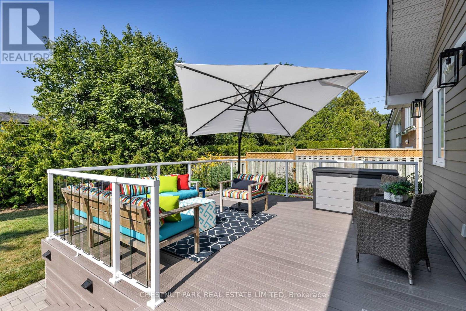 Photo 42 of 75 Paperbirch Drive, Toronto ON
