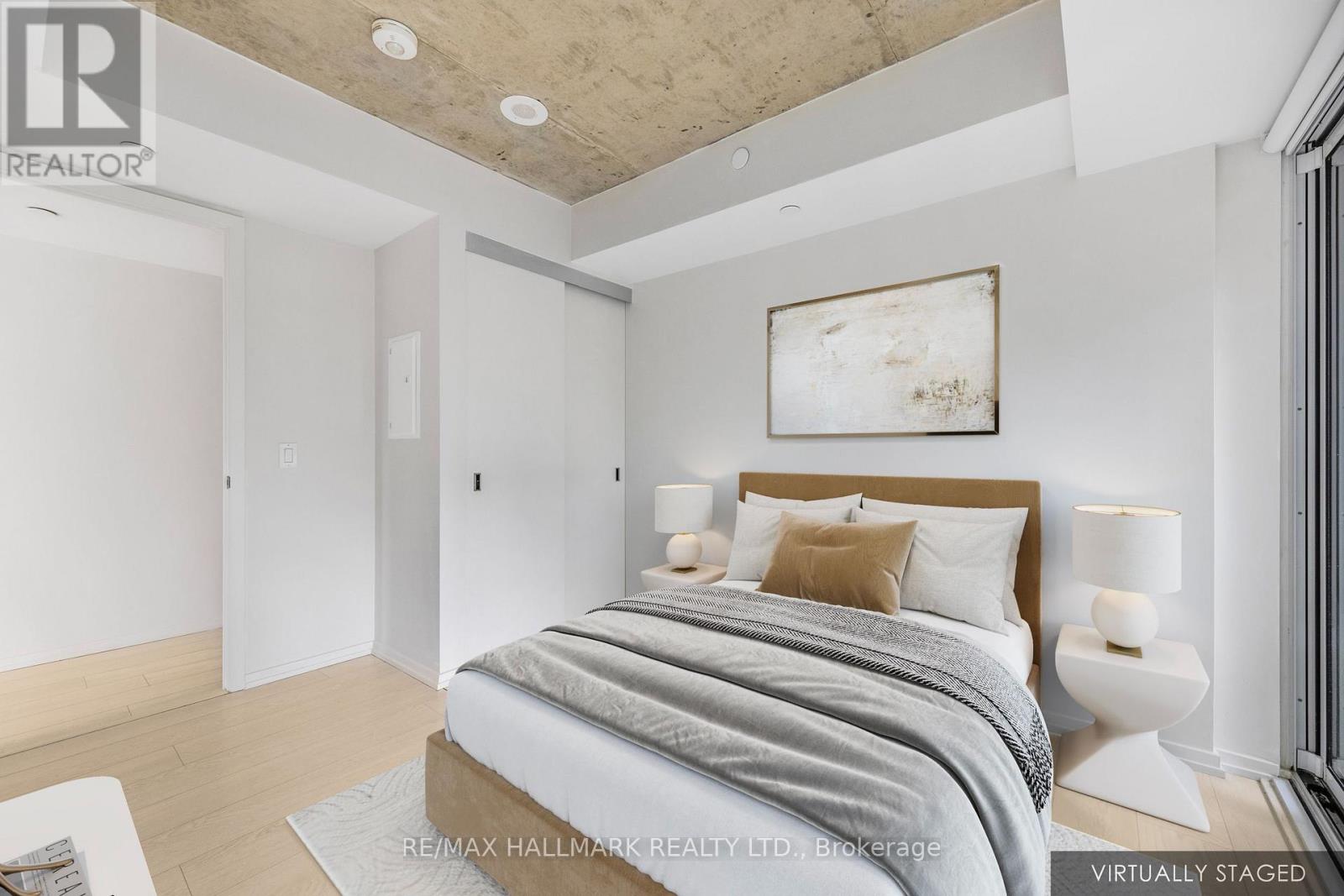 Photo 12 of 807 5 Soudan Avenue, Toronto ON