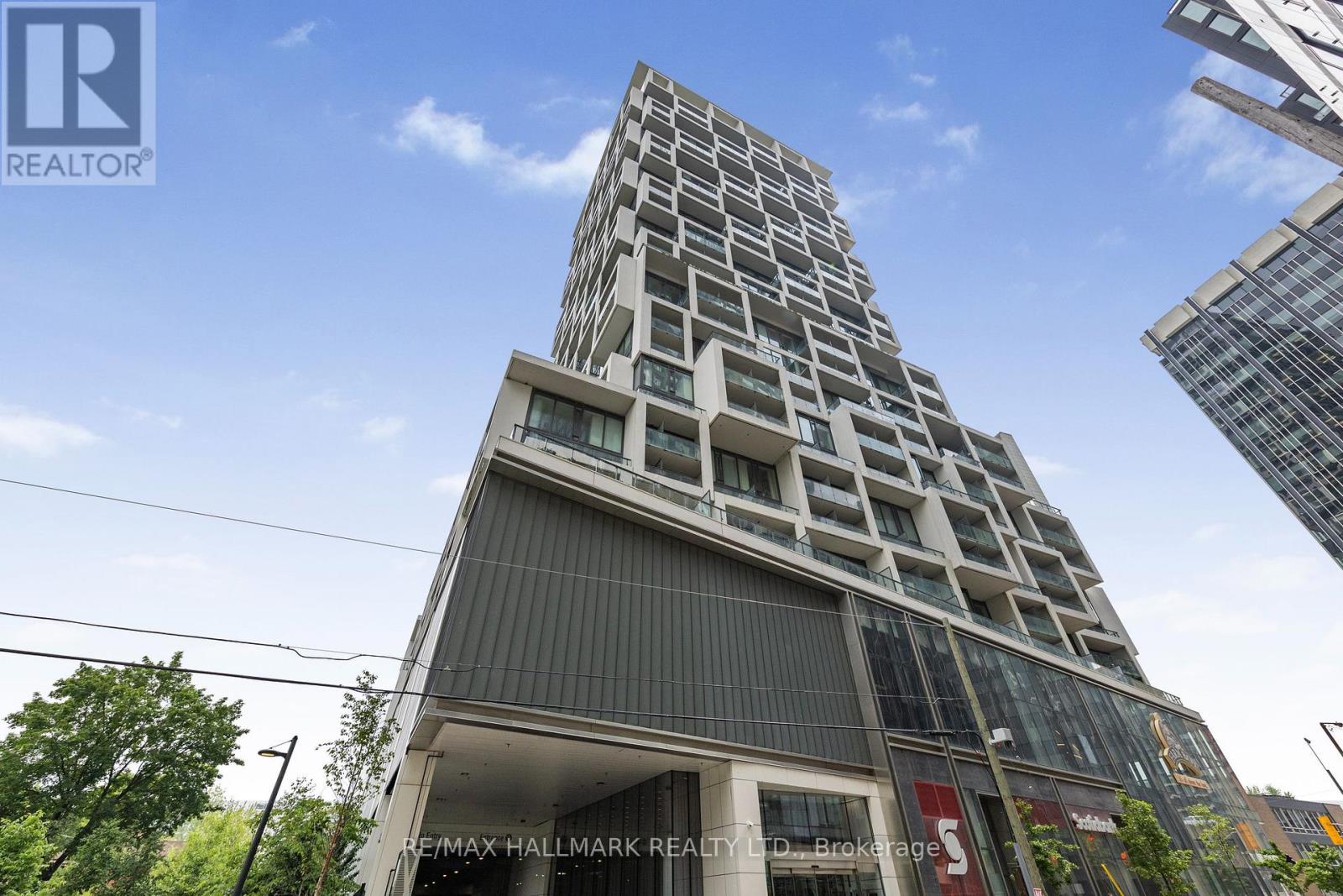 Photo 35 of 807 5 Soudan Avenue, Toronto ON
