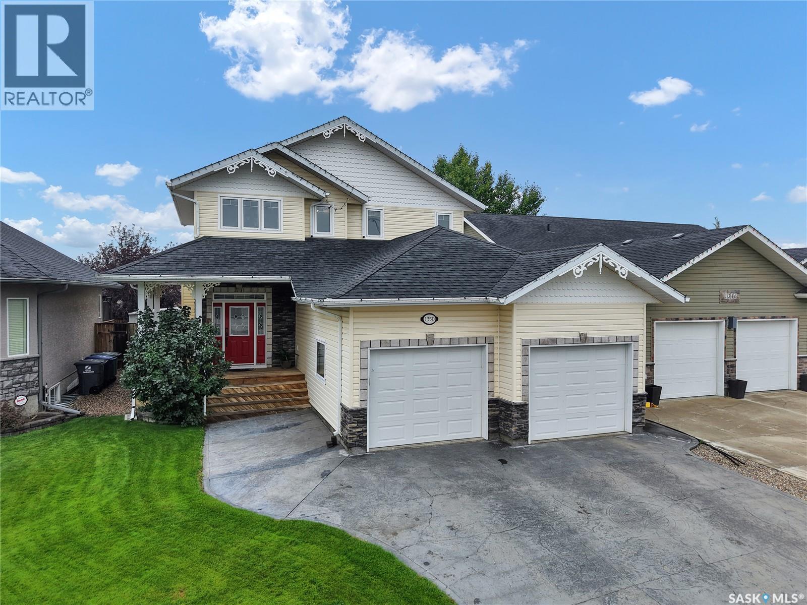 Photo 32 of 1350 Willowgrove Terrace, Saskatoon SK