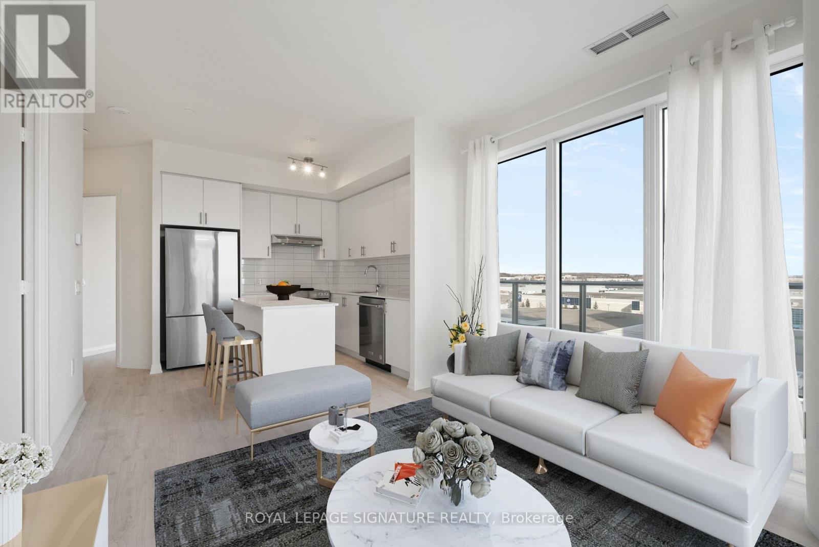 Photo 2 of 602 9000 Jane Street, Vaughan ON
