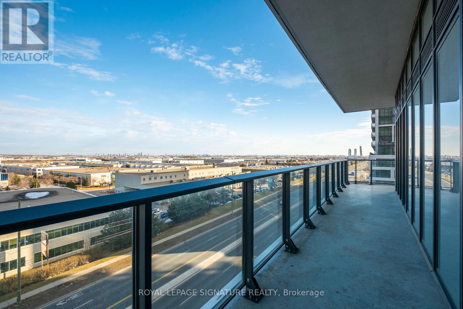 Photo 5 of 602 9000 Jane Street, Vaughan ON