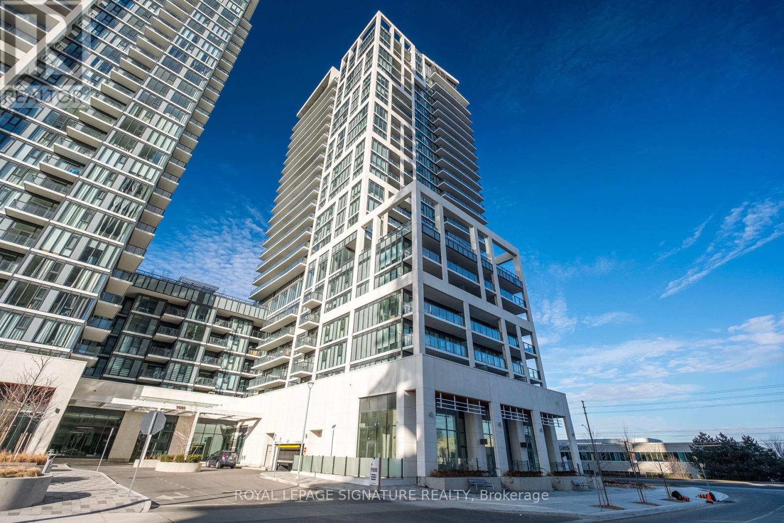 Photo 3 of 602 9000 Jane Street, Vaughan ON