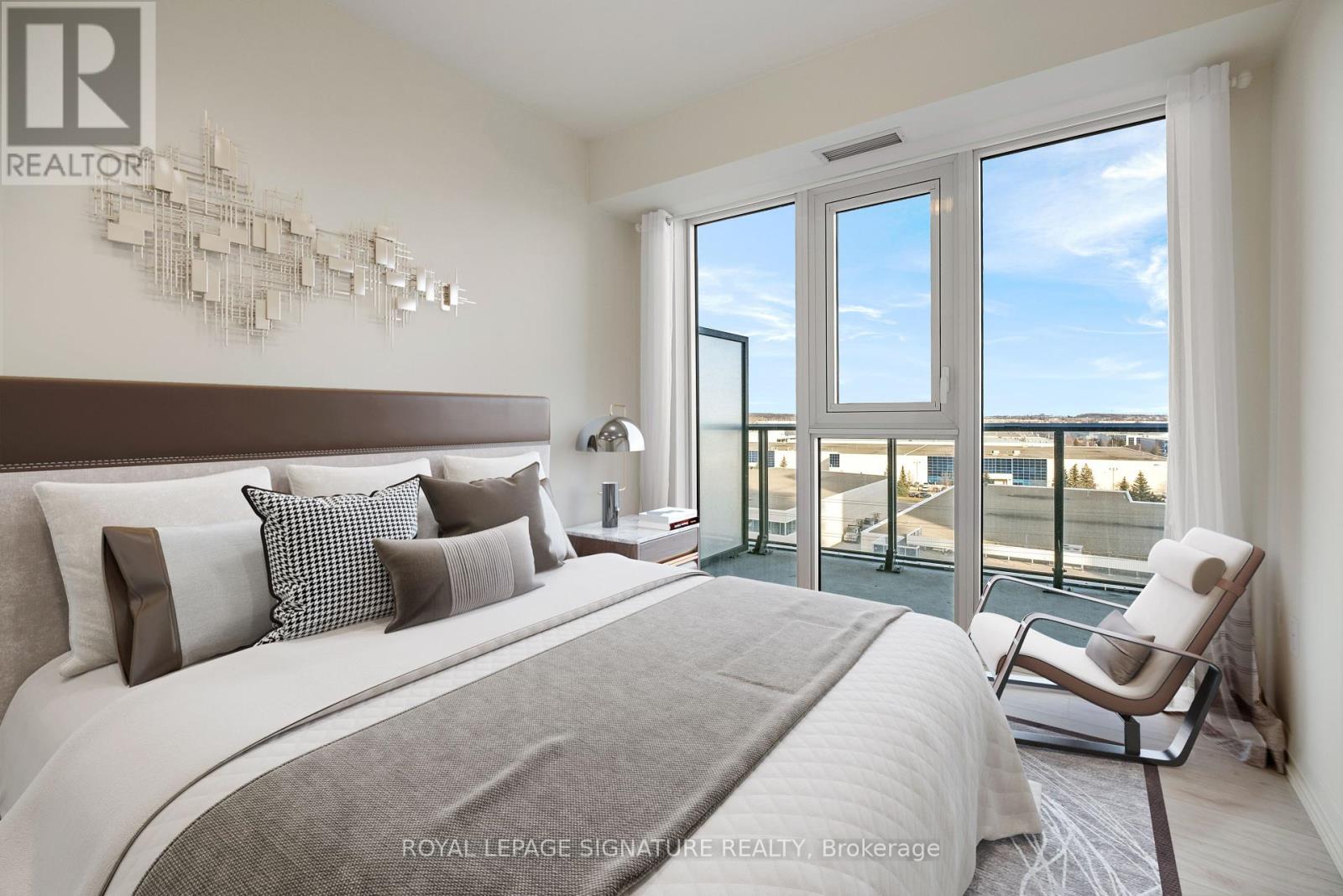 Photo 19 of 602 9000 Jane Street, Vaughan ON