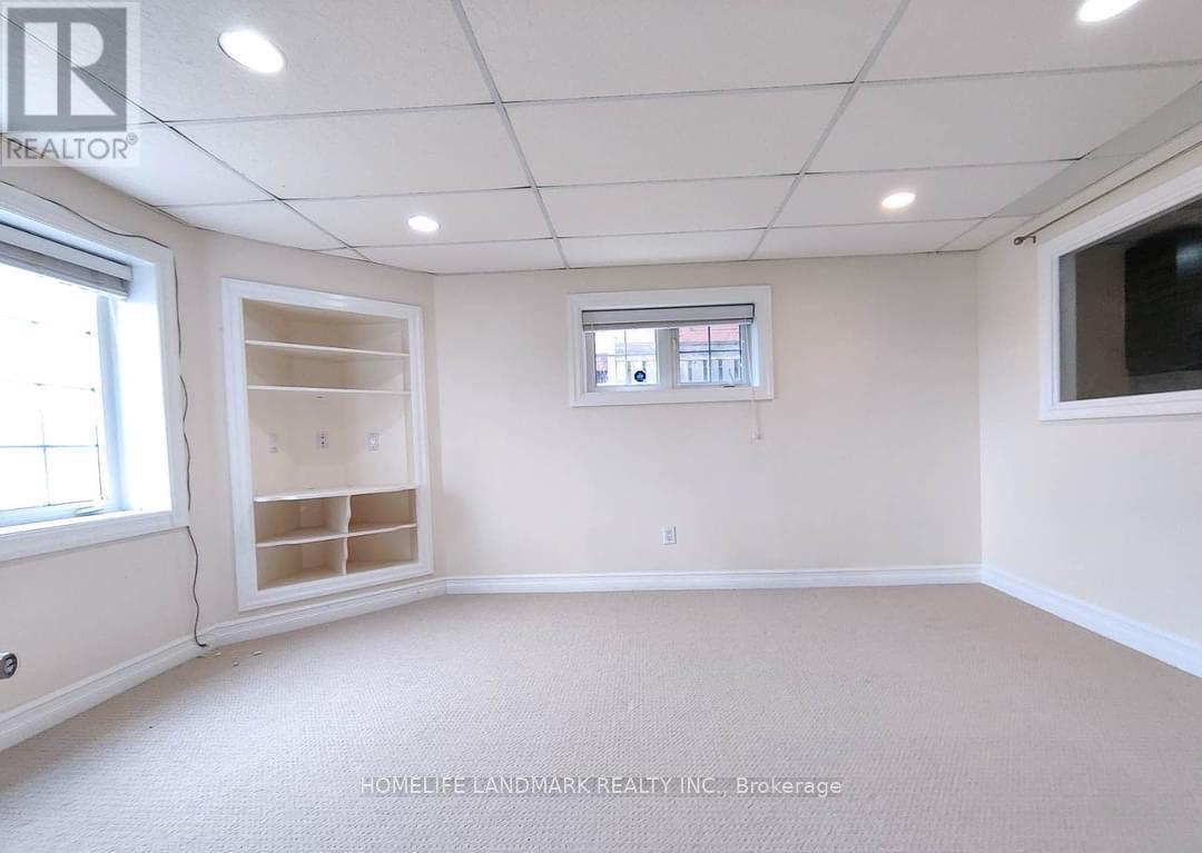 Photo 7 of Bsmt 116 Metcalfe Drive, Bradford West Gwillimbury ON