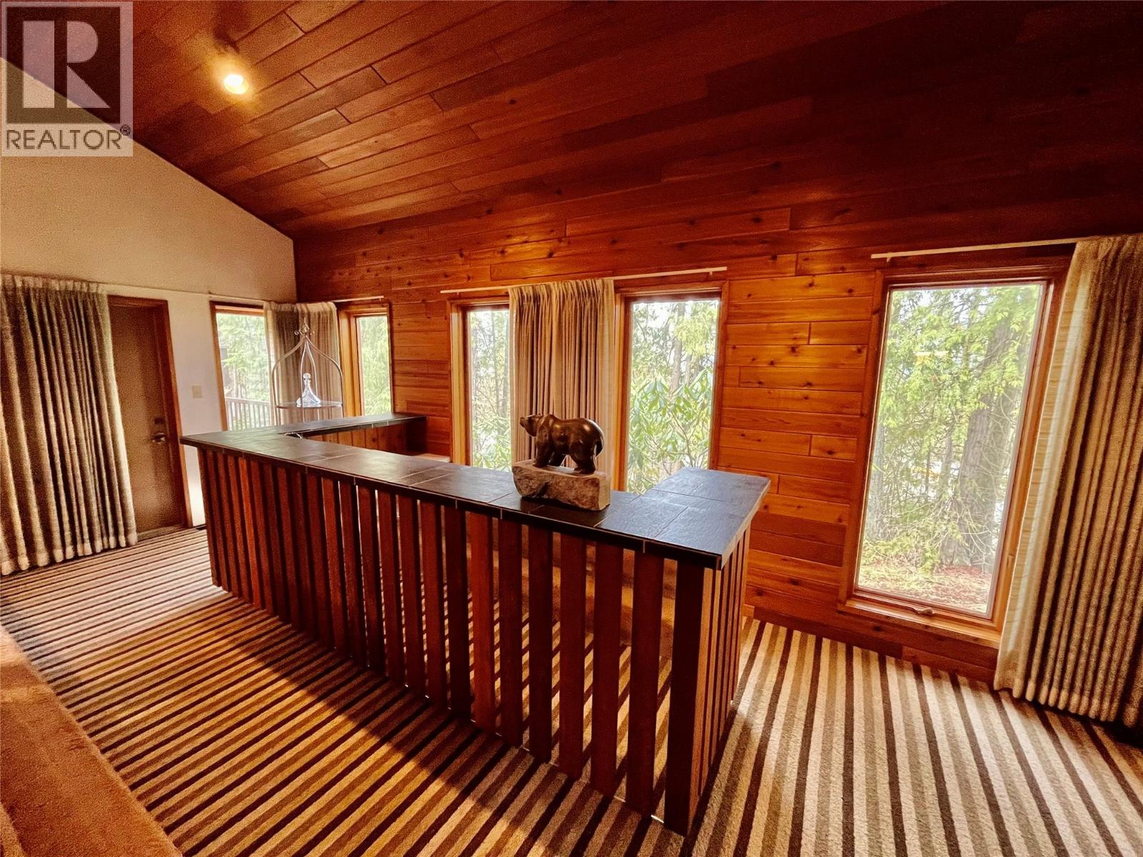 Photo 17 of 231 Glenacres Road, Nakusp BC