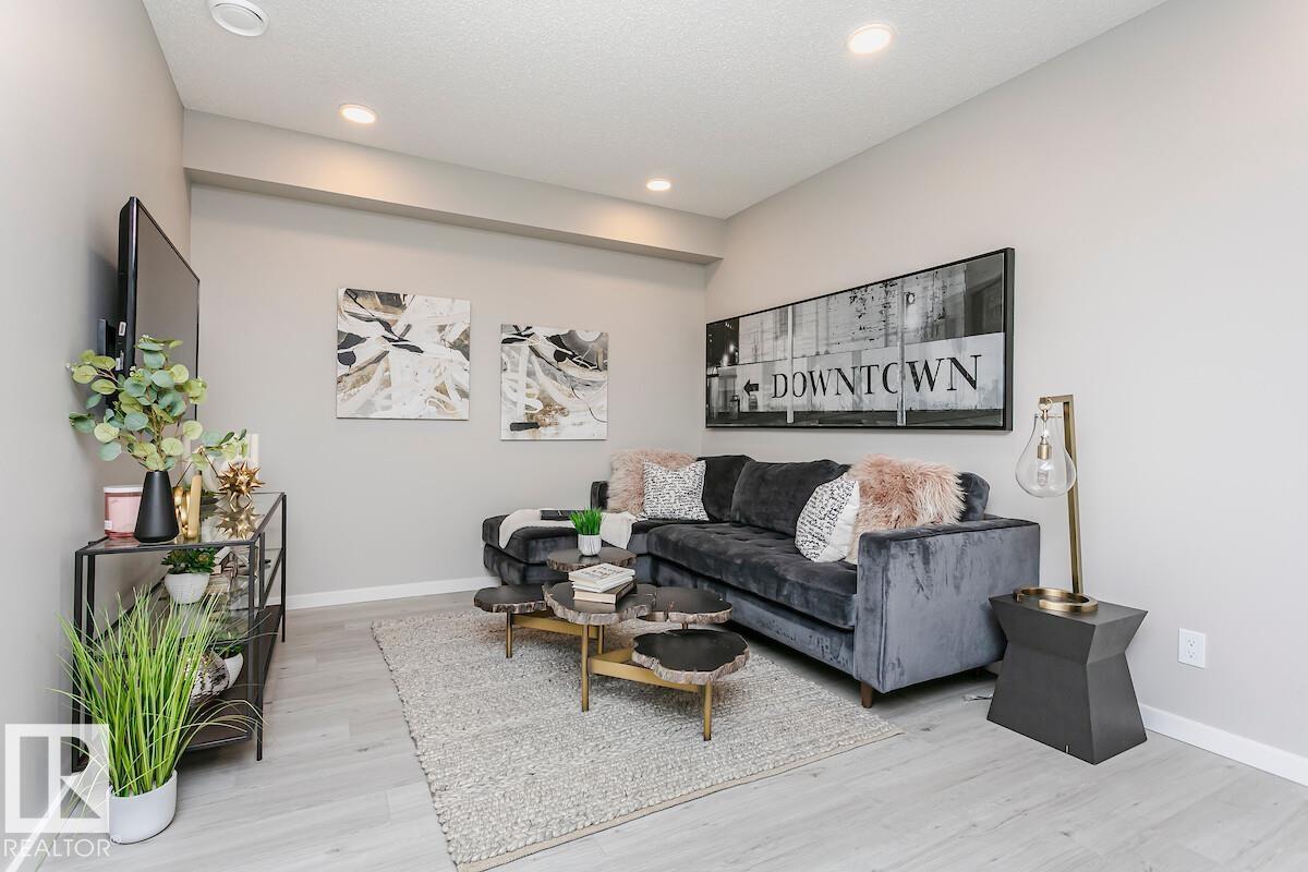 Photo 11 of 703 Cambrian Bv, Sherwood Park AB