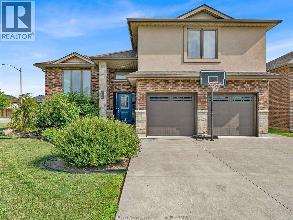 Photo 11 of 404 Brown, Amherstburg ON