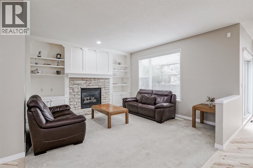 Single Family House for Sale in  Chaparral Drive SE Chaparral Calgary 