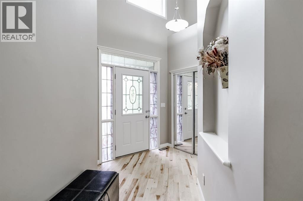 Single Family House for Sale in  Chaparral Drive SE Chaparral Calgary 