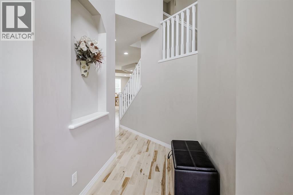 Single Family House for Sale in  Chaparral Drive SE Chaparral Calgary 