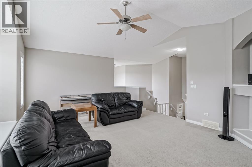 Single Family House for Sale in  Chaparral Drive SE Chaparral Calgary 