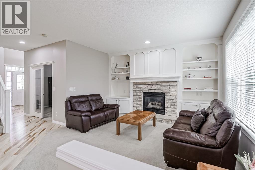 Single Family House for Sale in  Chaparral Drive SE Chaparral Calgary 