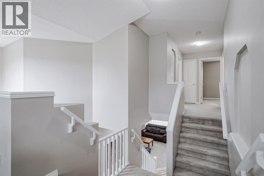 Single Family House for Sale in  Chaparral Drive SE Chaparral Calgary 