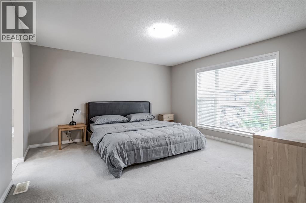 Single Family House for Sale in  Chaparral Drive SE Chaparral Calgary 