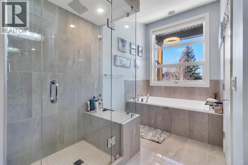 3, 1926 25a Street SW, Calgary, Alberta