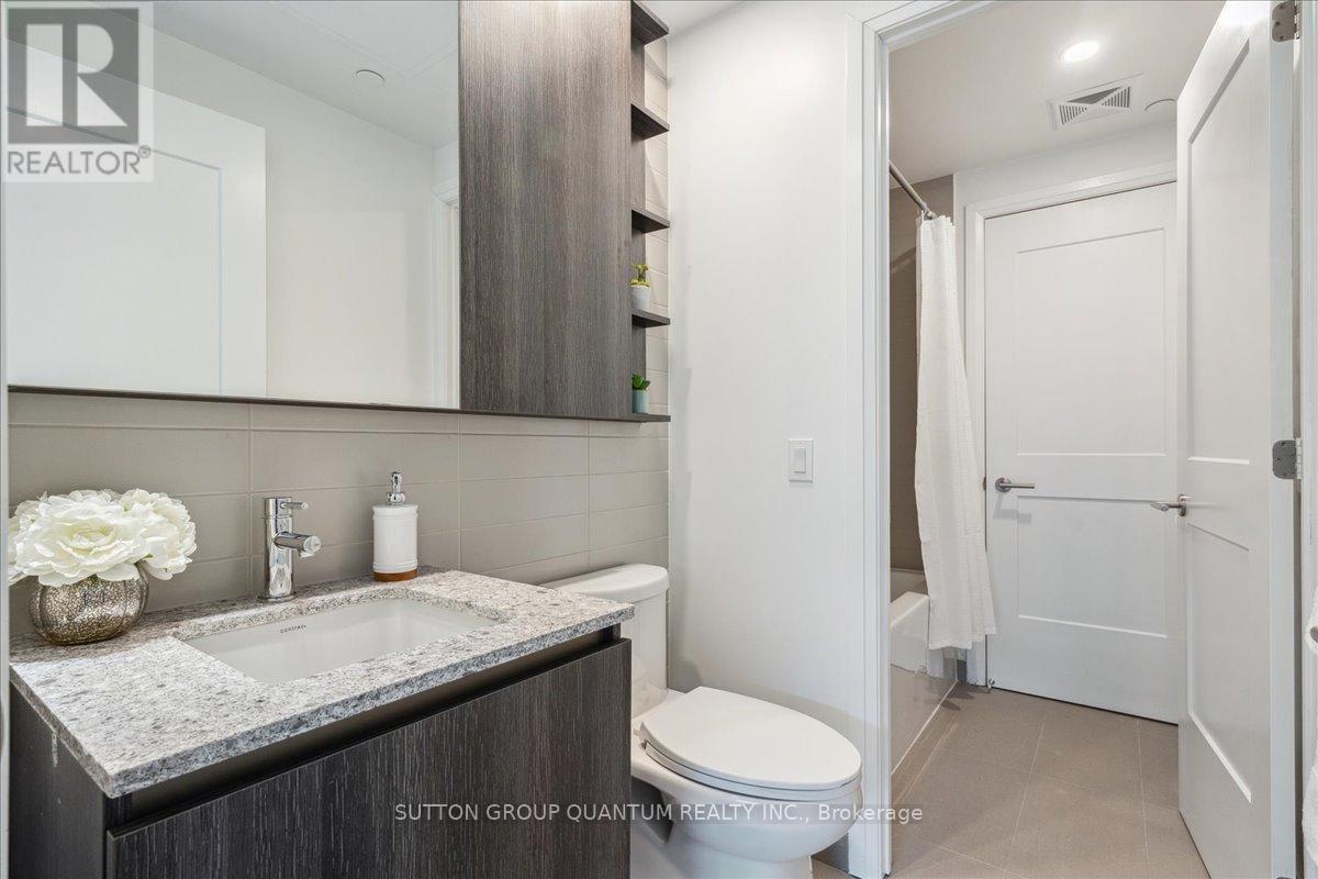 Photo 29 of 315 21 Park Street E, Mississauga ON