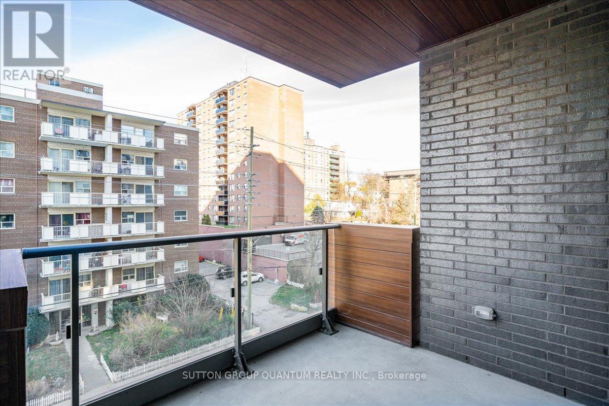 Photo 27 of 315 21 Park Street E, Mississauga ON