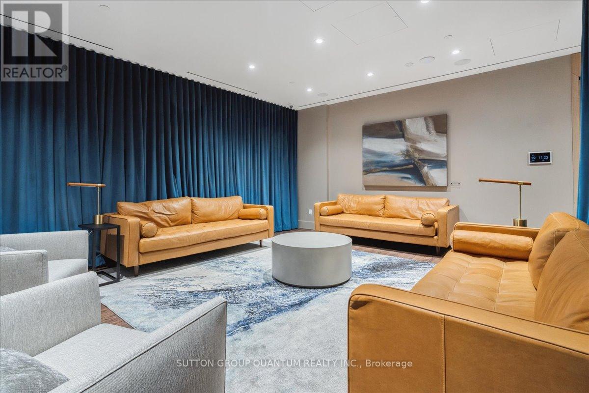 Photo 37 of 315 21 Park Street E, Mississauga ON