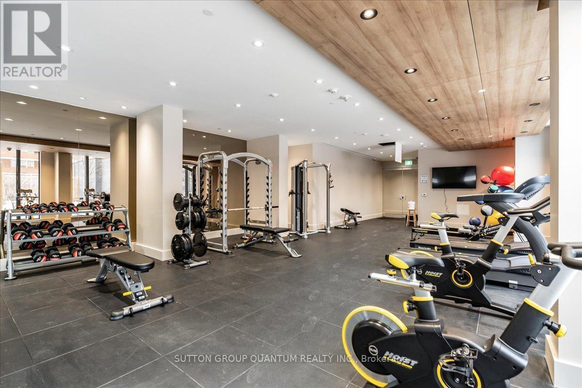 Photo 13 of 315 21 Park Street E, Mississauga ON