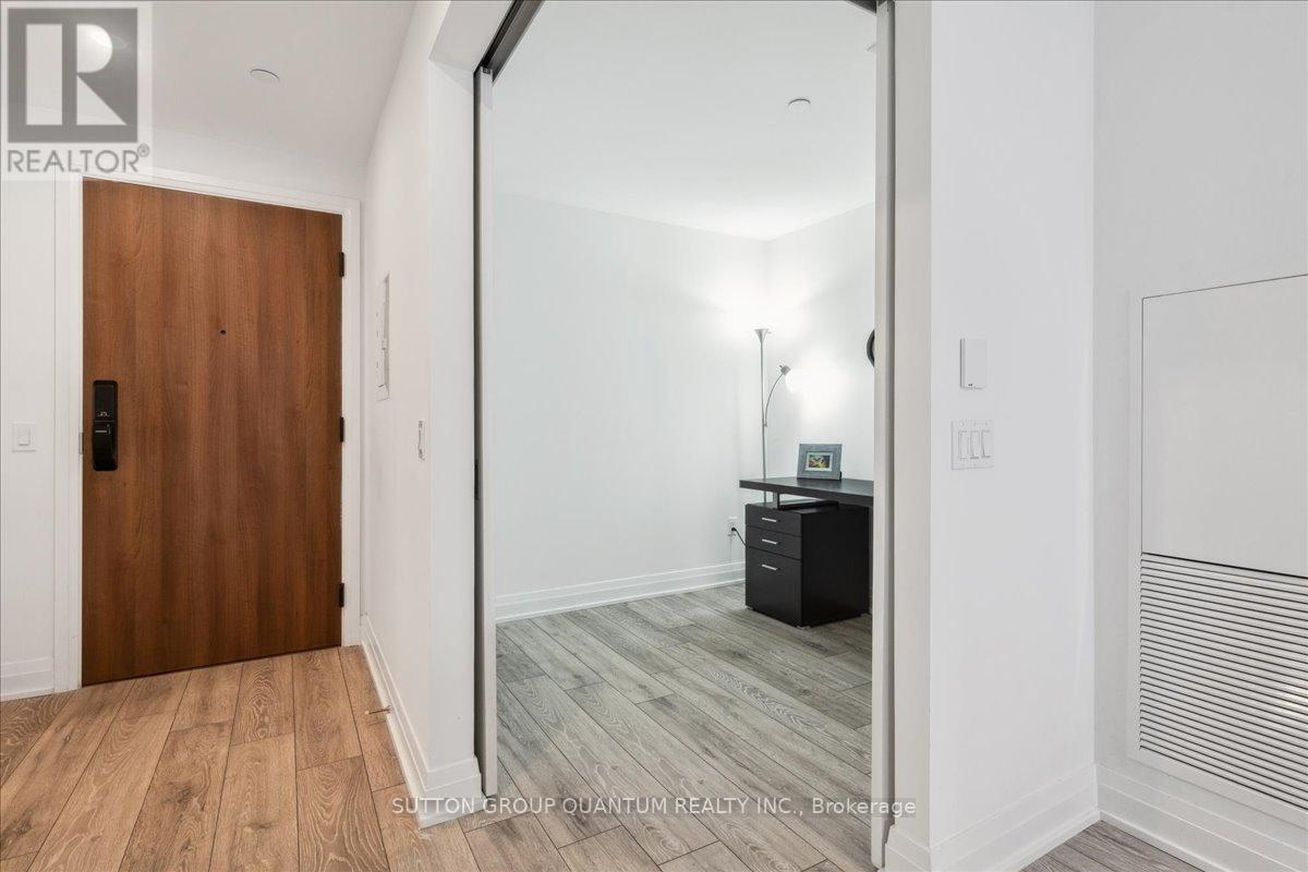 Photo 20 of 315 21 Park Street E, Mississauga ON