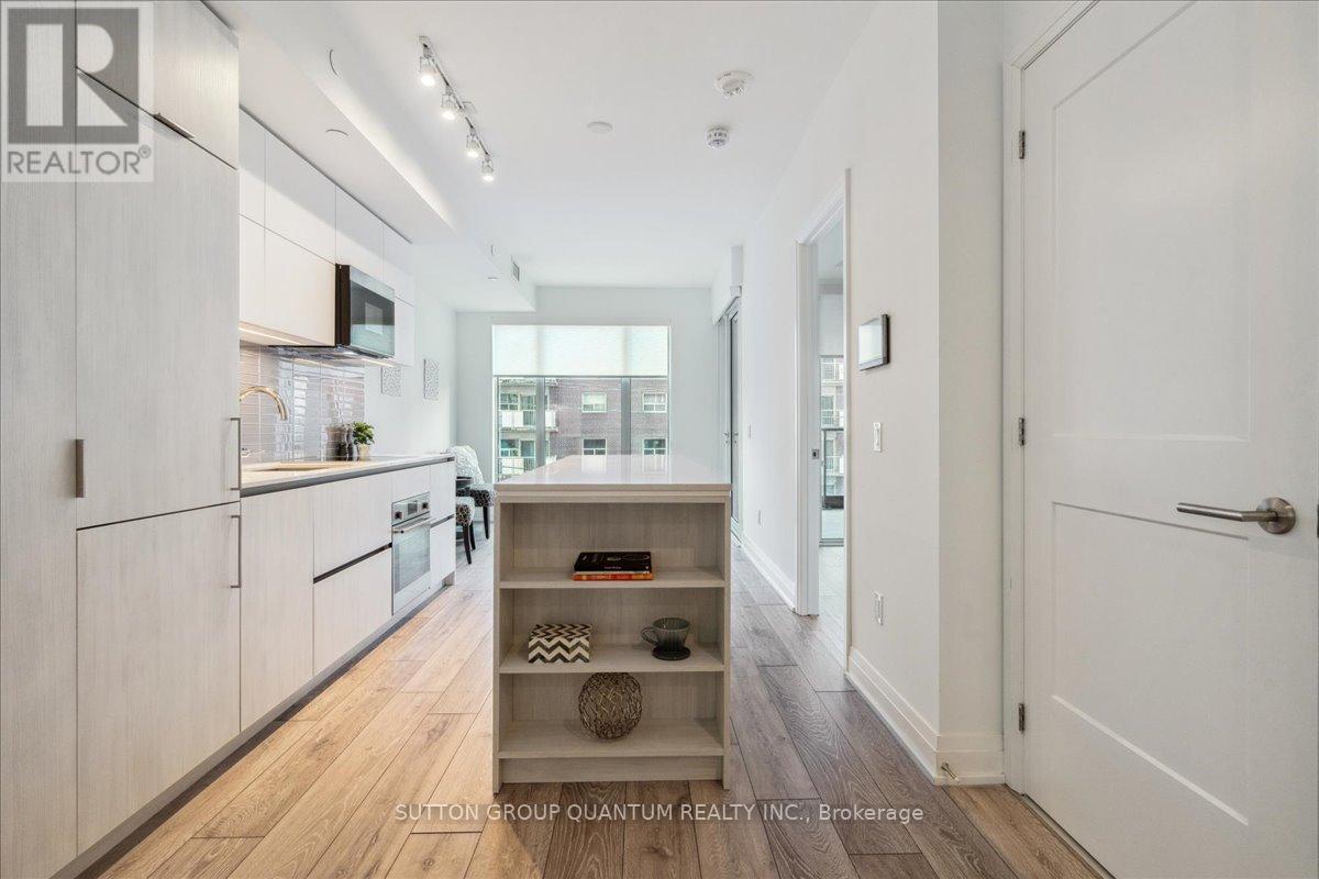 Photo 17 of 315 21 Park Street E, Mississauga ON