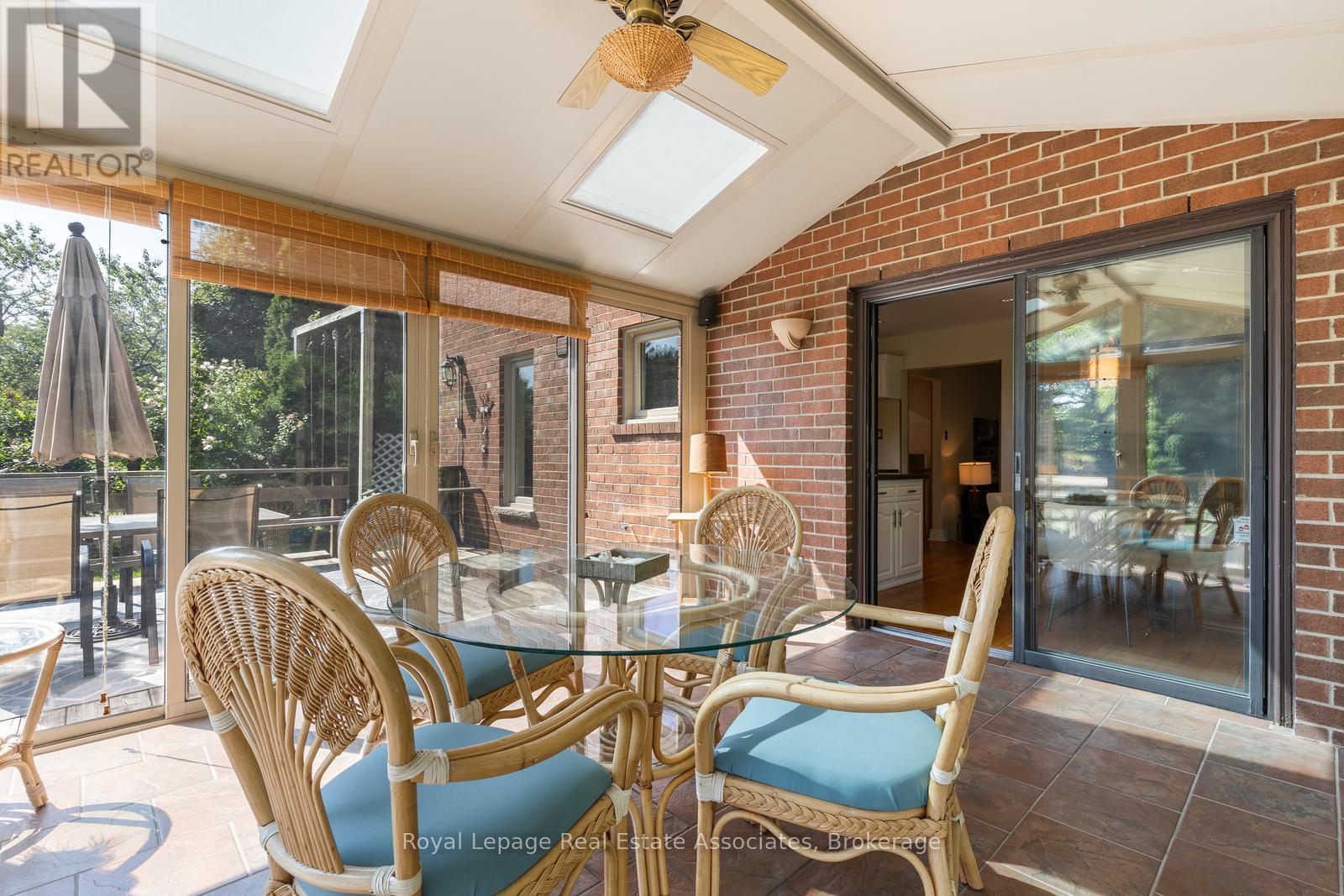 Photo 17 of 4424 Treetop Court, Mississauga ON