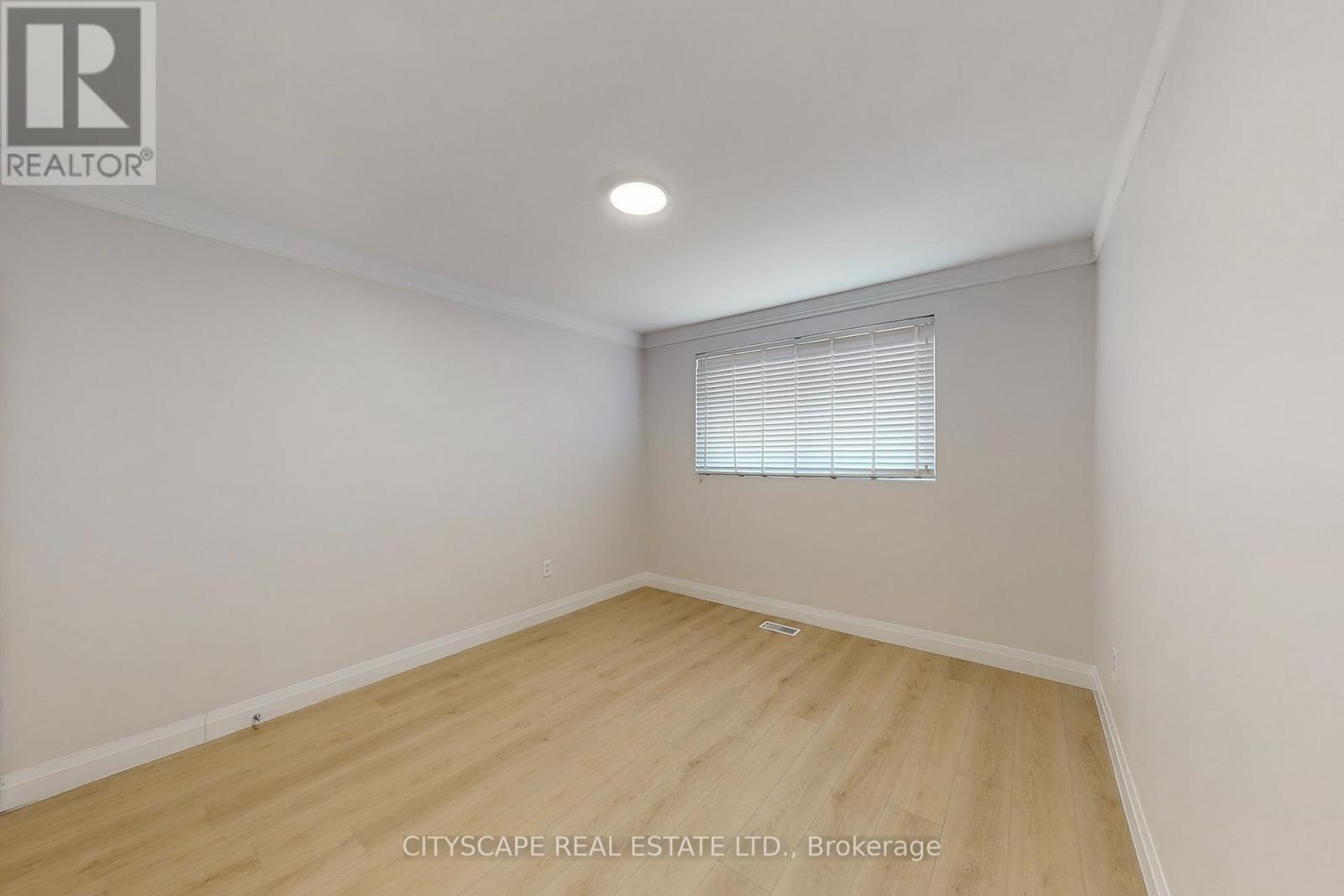 Photo 19 of 188 Foxbar Road, Burlington ON