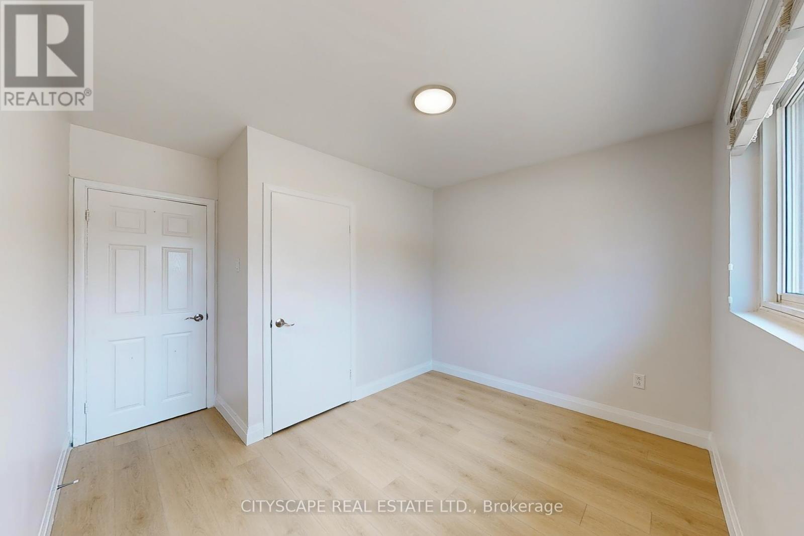 Photo 21 of 188 Foxbar Road, Burlington ON