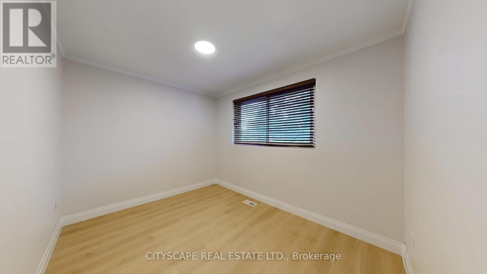Photo 24 of 188 Foxbar Road, Burlington ON