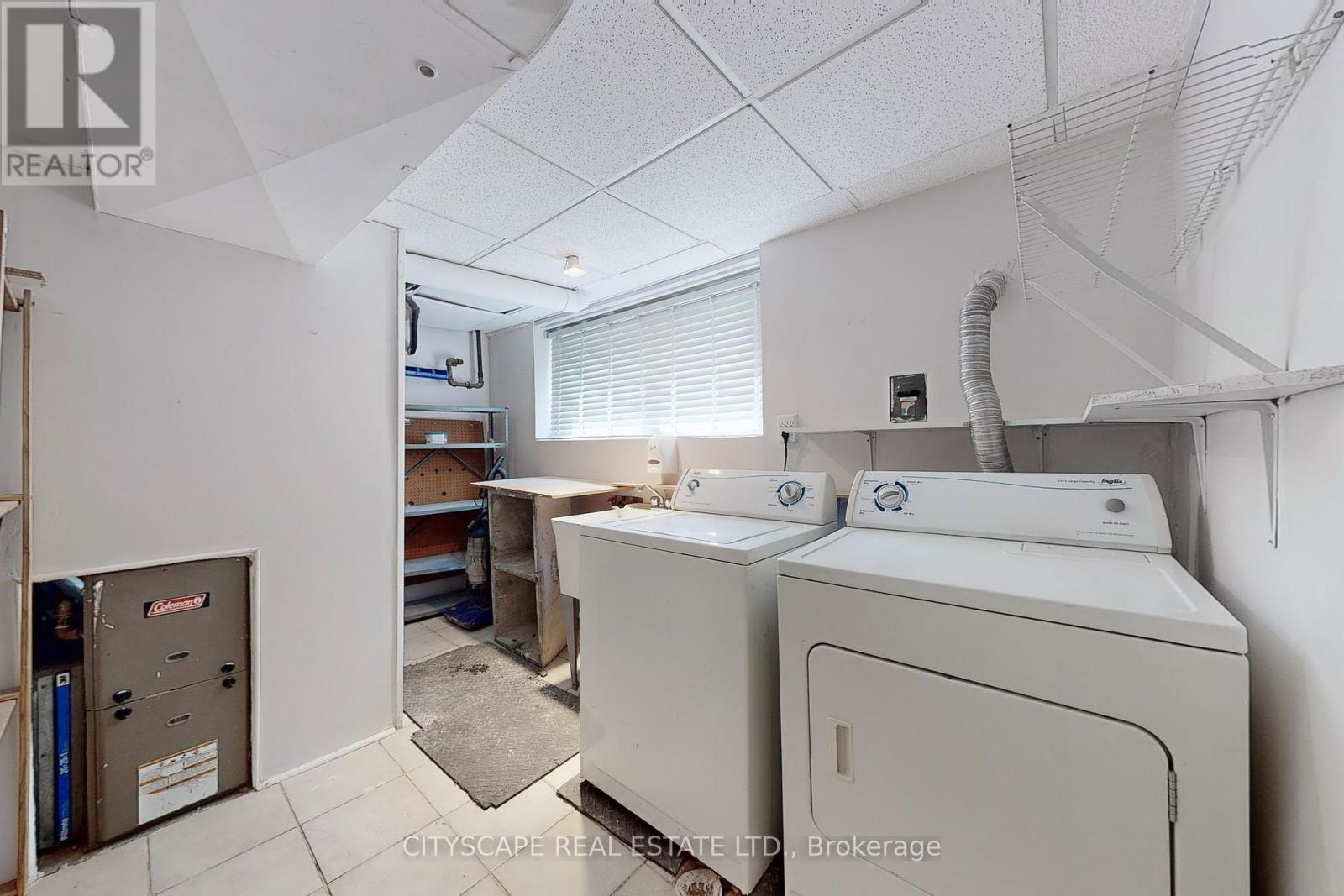 Photo 25 of 188 Foxbar Road, Burlington ON