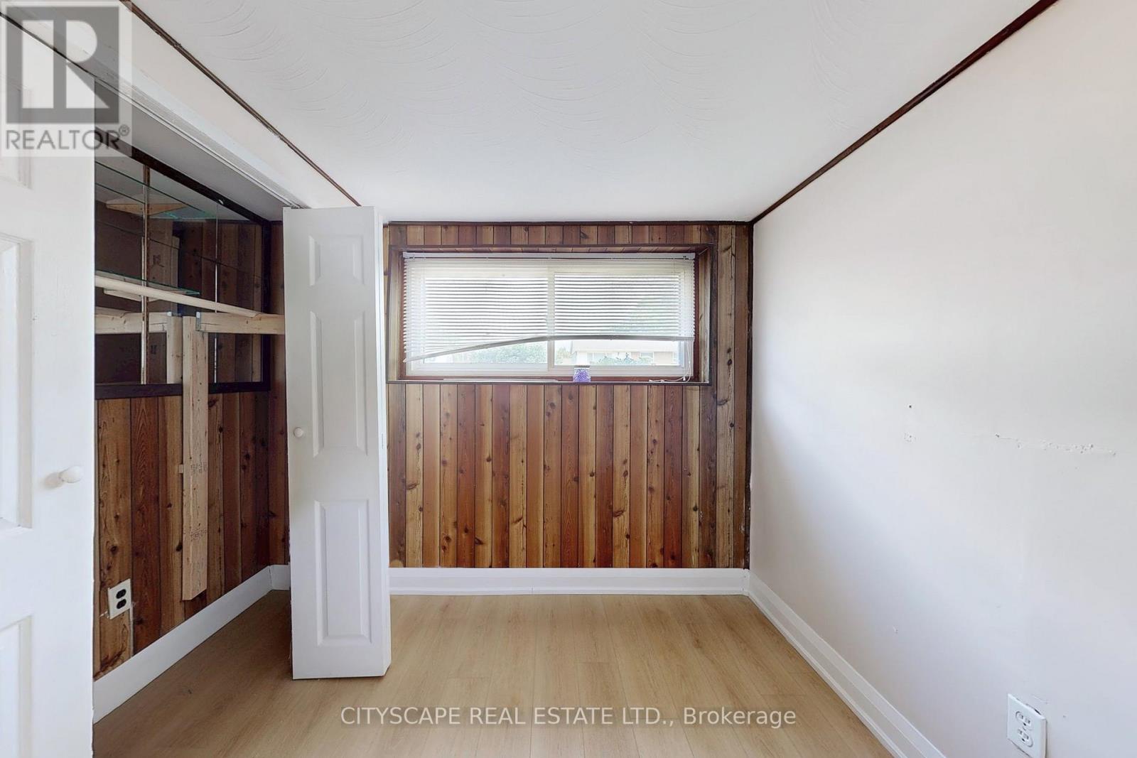 Photo 29 of 188 Foxbar Road, Burlington ON