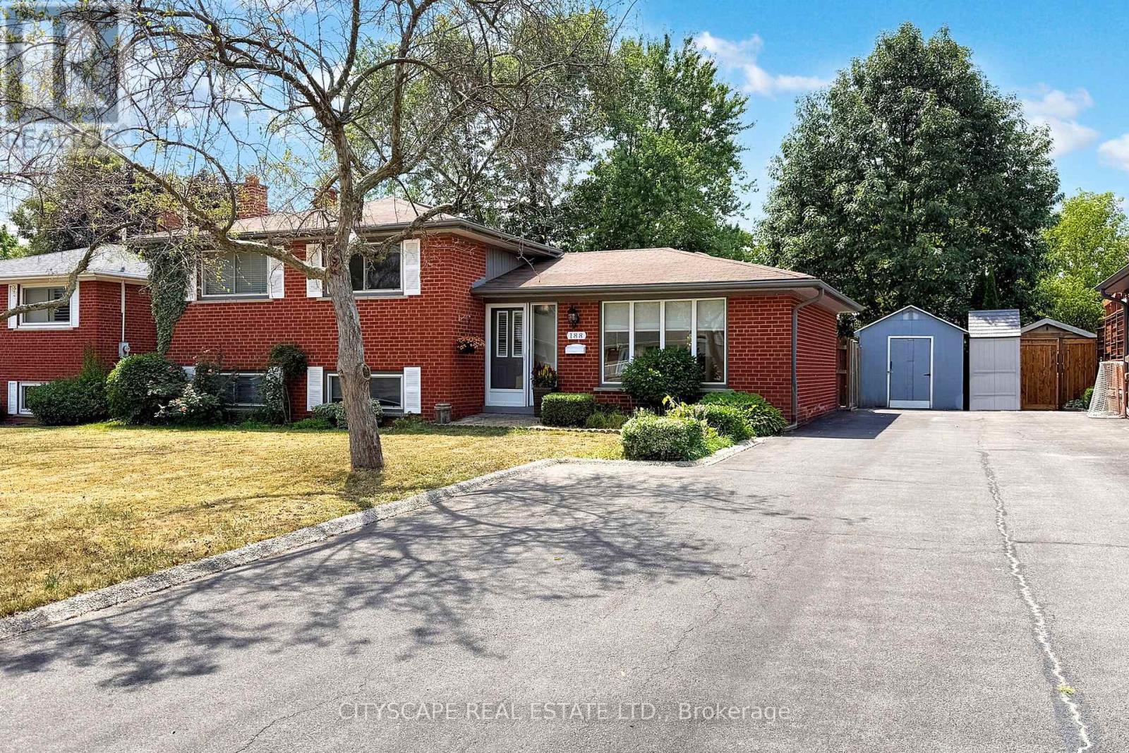 Photo 3 of 188 Foxbar Road, Burlington ON