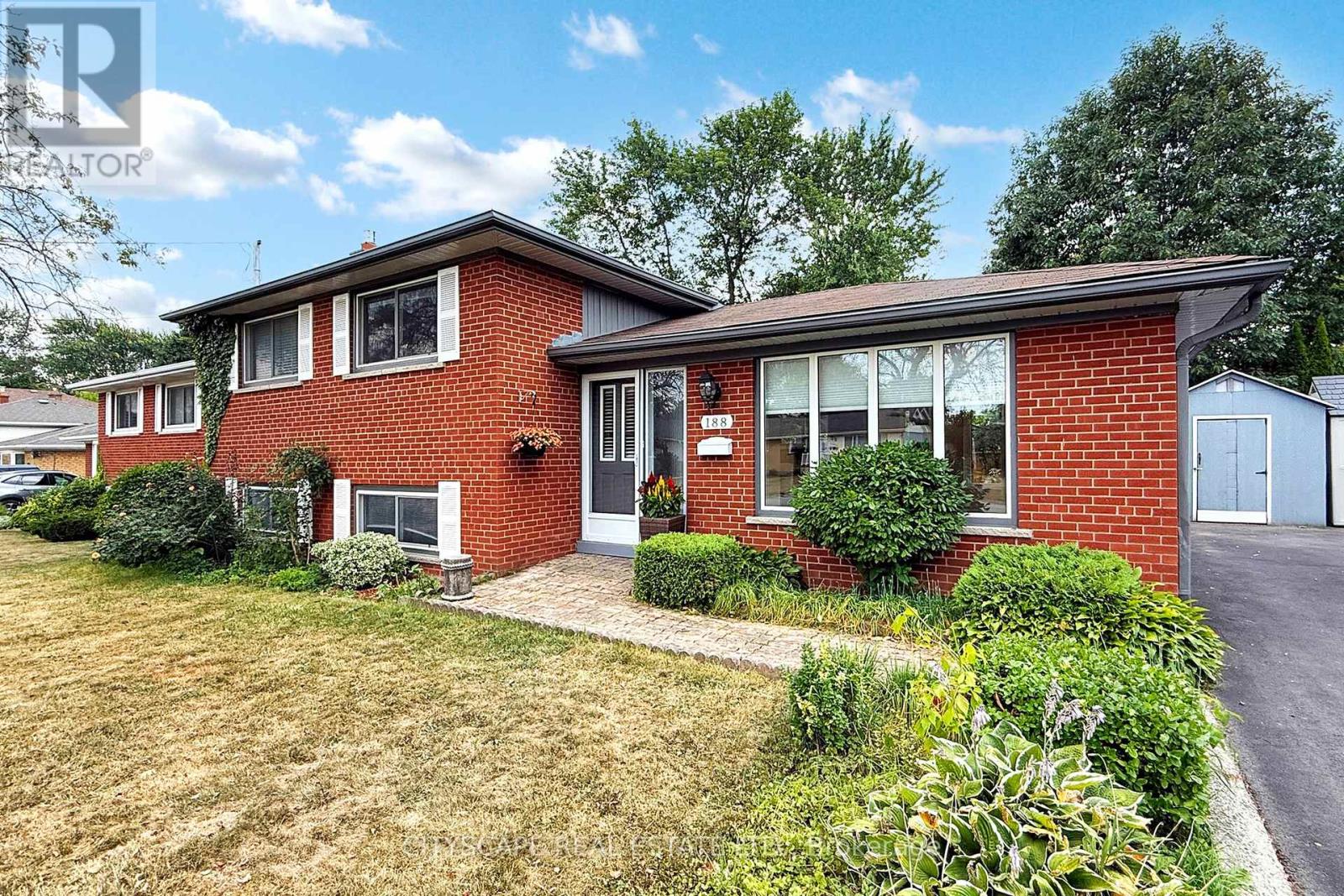 Photo 5 of 188 Foxbar Road, Burlington ON