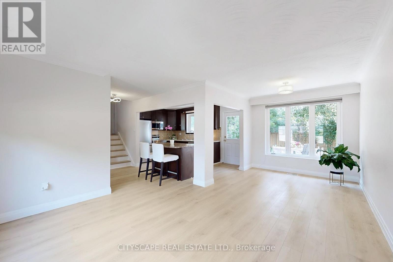 Photo 7 of 188 Foxbar Road, Burlington ON