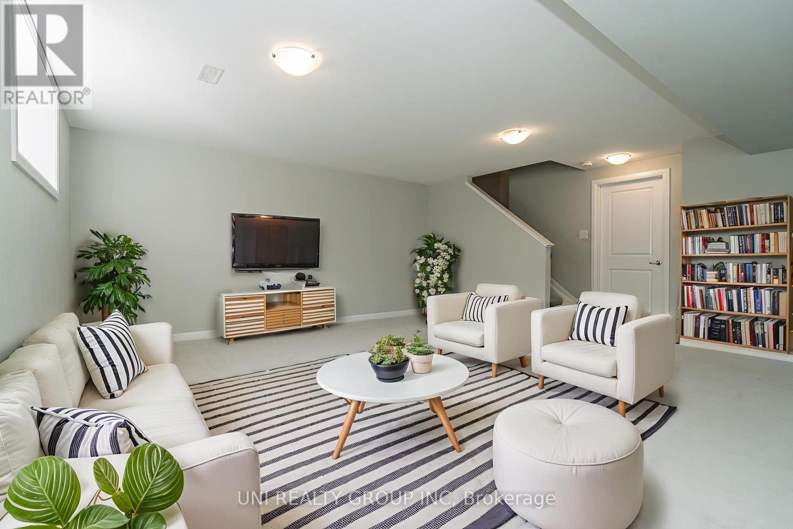 Photo 6 of 741 Cashmere Terrace, Ottawa ON