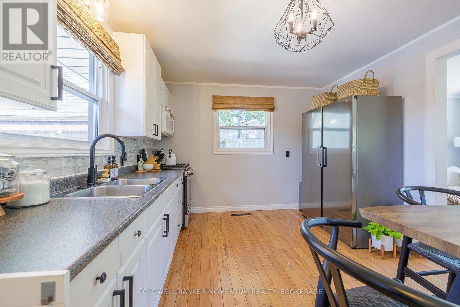 Photo 11 of 3581 Hendershot Drive, Fort Erie ON