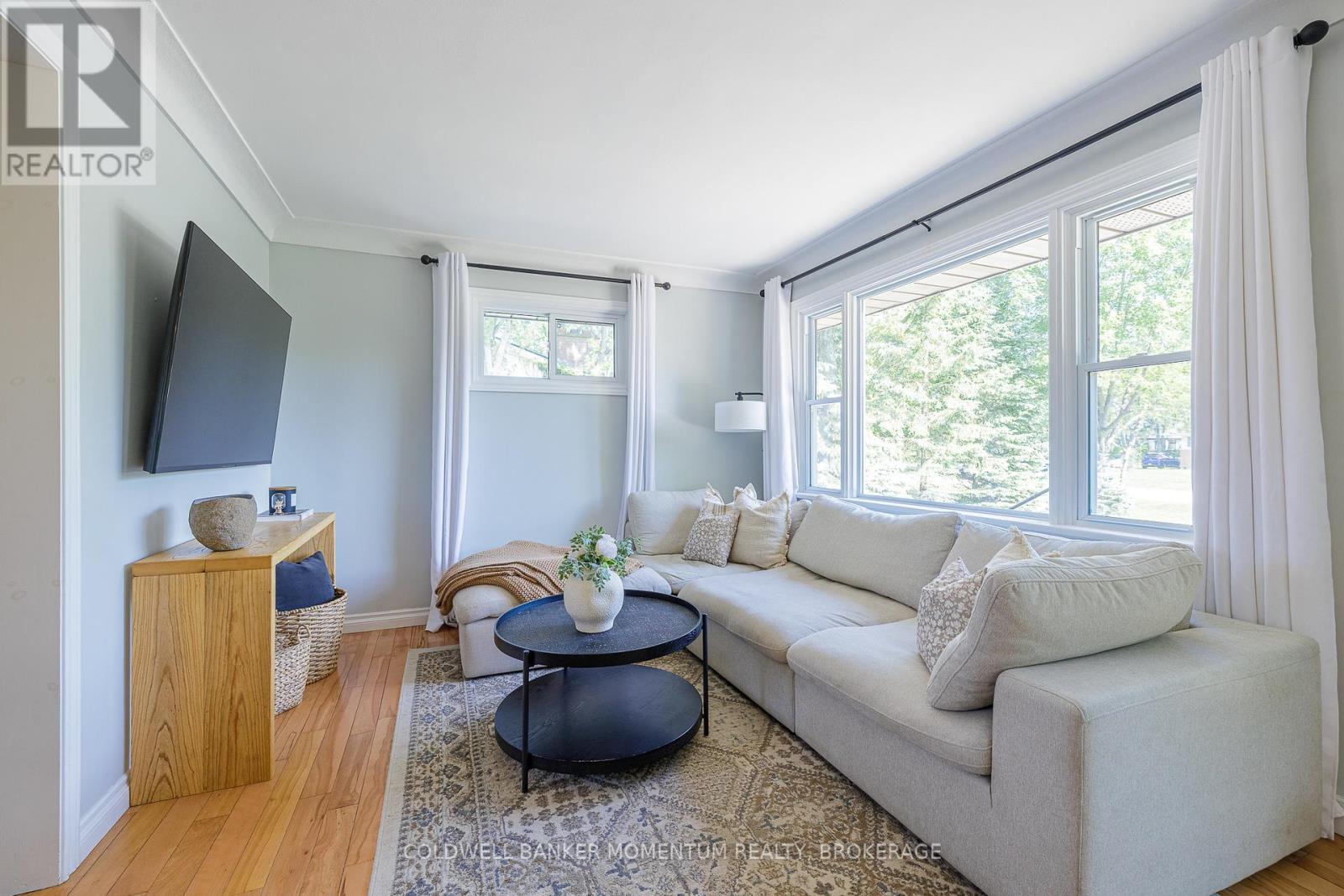 Photo 7 of 3581 Hendershot Drive, Fort Erie ON