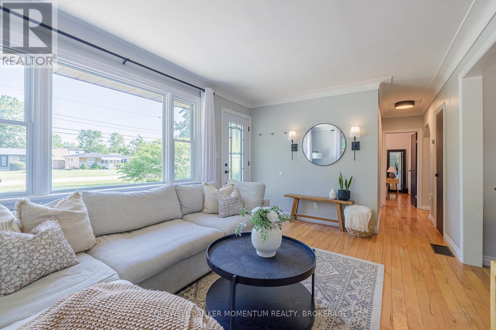 Photo 9 of 3581 Hendershot Drive, Fort Erie ON