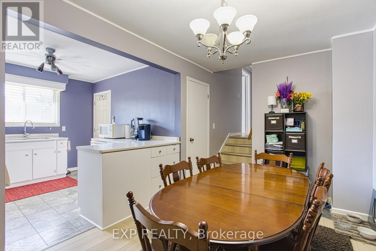 Photo 15 of Main 4453 Meadowvale Drive, Niagara Falls ON