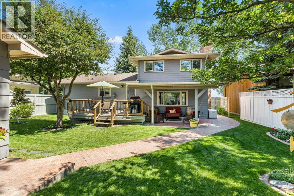 Single Family House for Sale in  Parkland Boulevard SE Parkland Calgary 