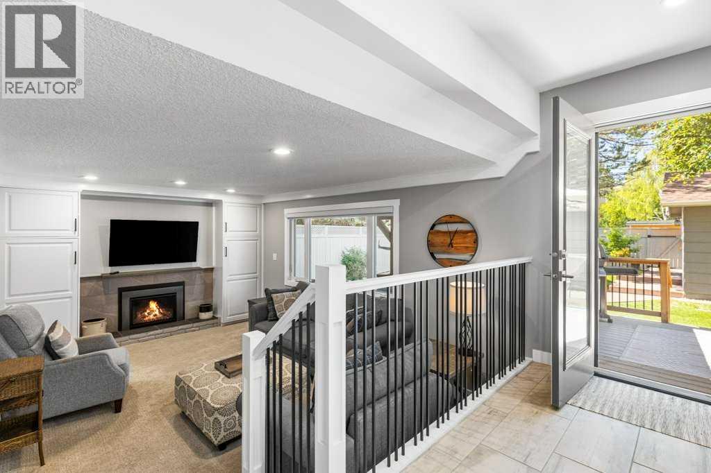 Single Family House for Sale in  Parkland Boulevard SE Parkland Calgary 
