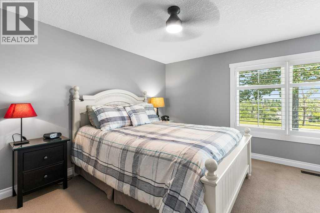 Single Family House for Sale in  Parkland Boulevard SE Parkland Calgary 