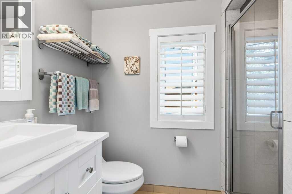 Single Family House for Sale in  Parkland Boulevard SE Parkland Calgary 